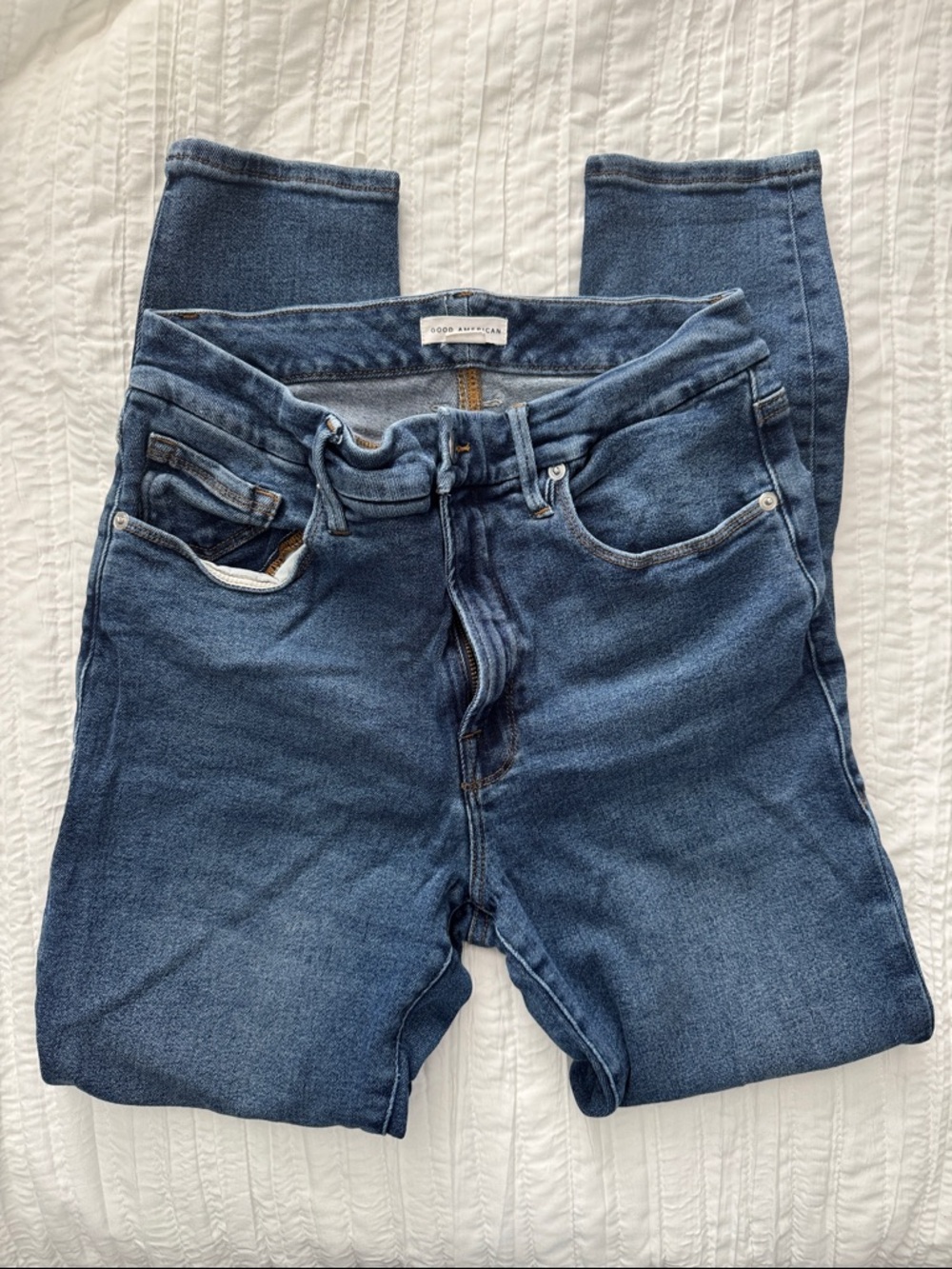 Good American Good Legs Crop Skinny Jeans